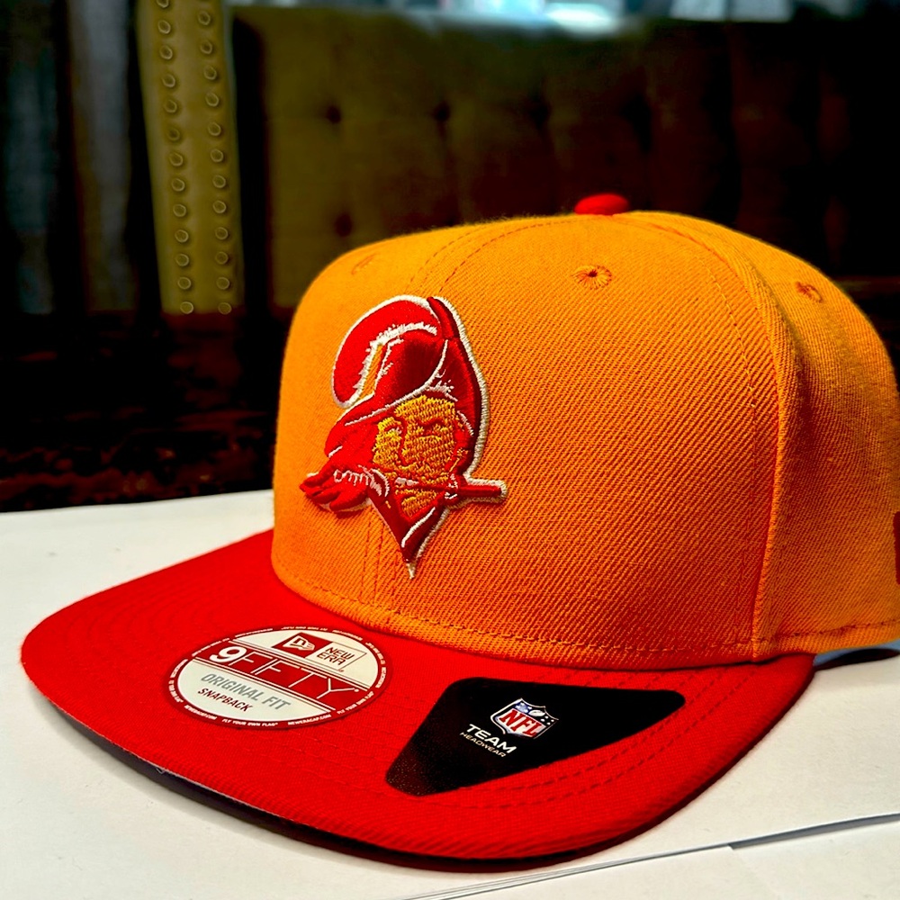 Tampa Bay Buccaneers Snap Back